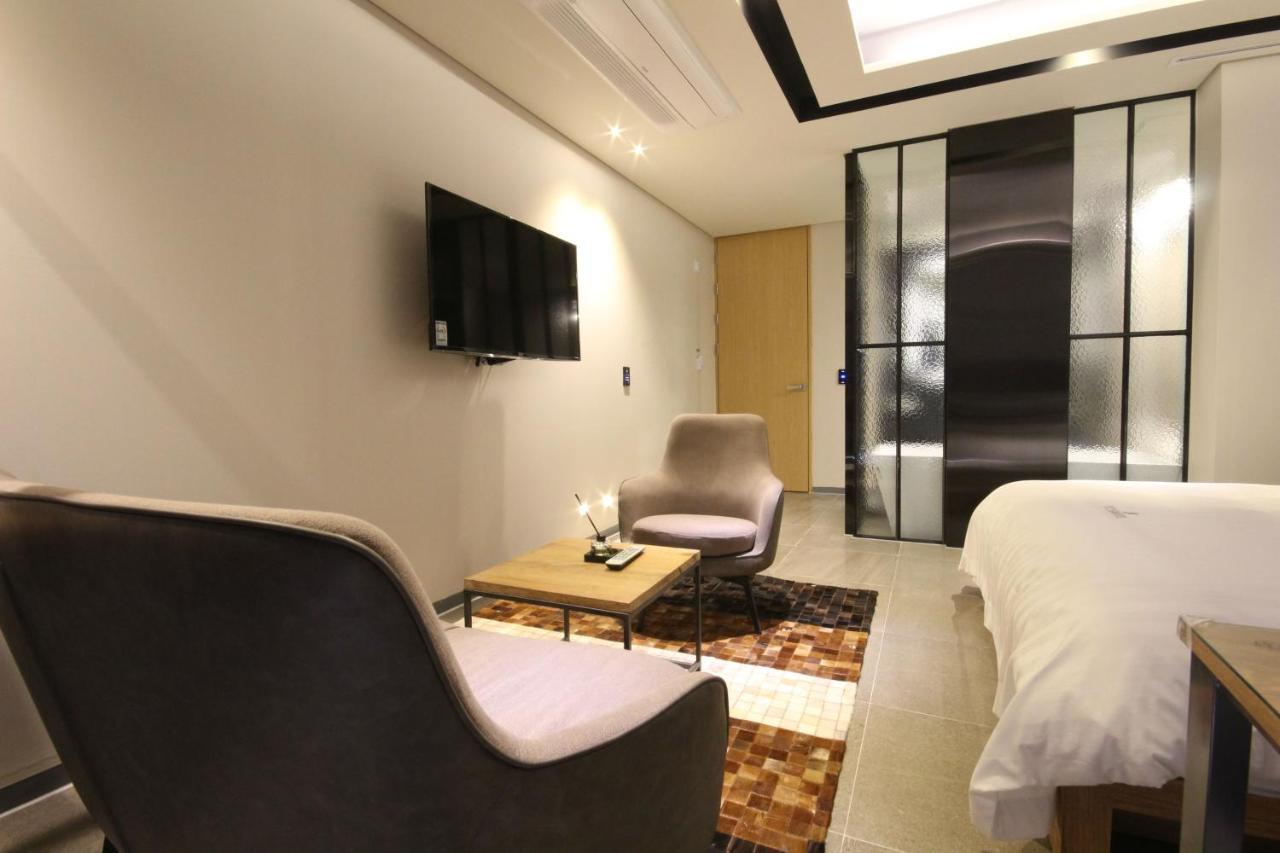 Hotel Eco Stay Jeonju Eksteriør billede