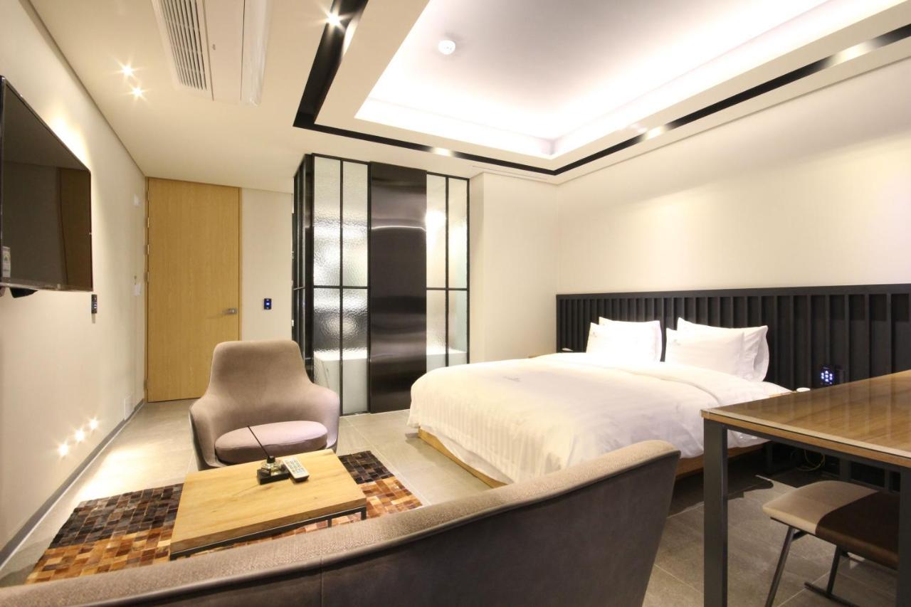 Hotel Eco Stay Jeonju Eksteriør billede