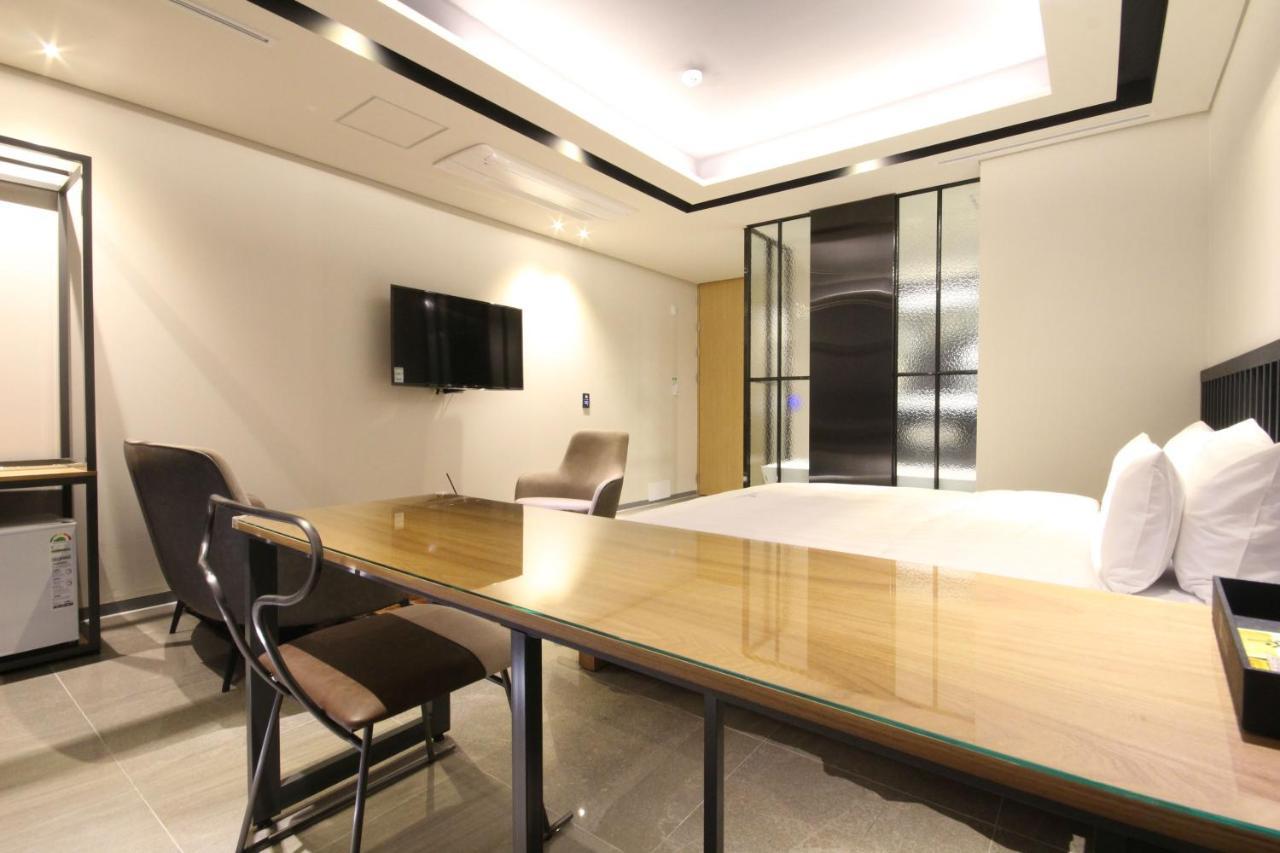 Hotel Eco Stay Jeonju Eksteriør billede